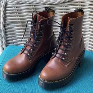 Like New Dr. Martens Leona Boot in Butterscotch US7
